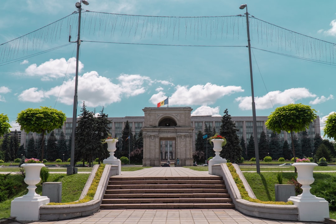 chisinau - Arcul de Triumf